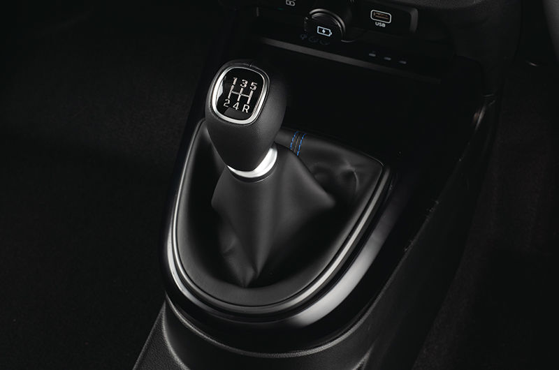 5-speed manual transmission with 1.2 l Kappa petrol & 1.2 l Bi-Fuel Kappa petrol with CNG